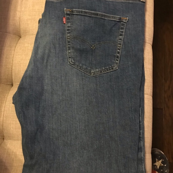 3 pair of mens levi’s 541. Size 46x30. All in great like new condition. - Picture 4 of 4